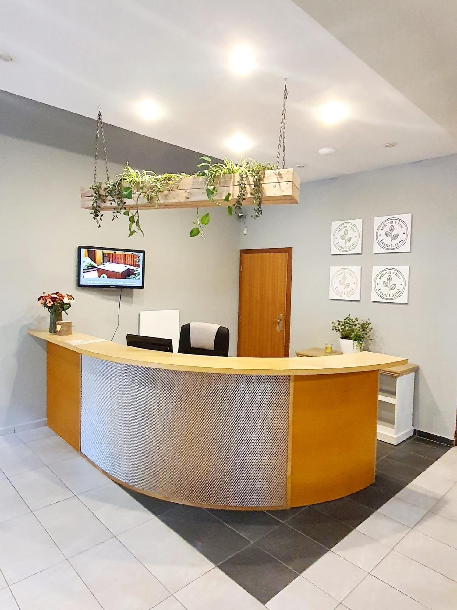 Resort Lesni Lazne Zvánovice Екстериор снимка