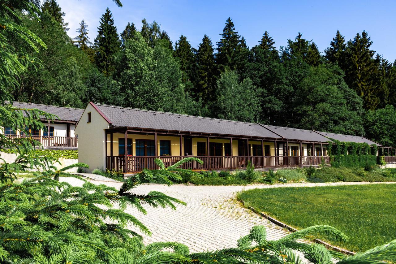 Resort Lesni Lazne Zvánovice Екстериор снимка